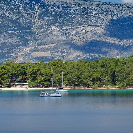 Poklepovic Jelsa (Hvar)