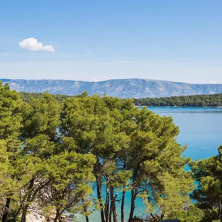 Poklepovic Jelsa (Hvar)
