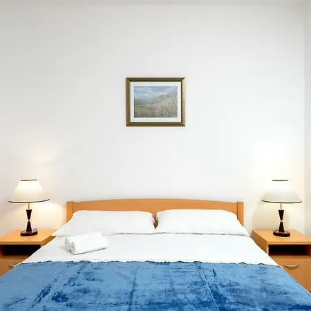 Poklepovic Apartamento