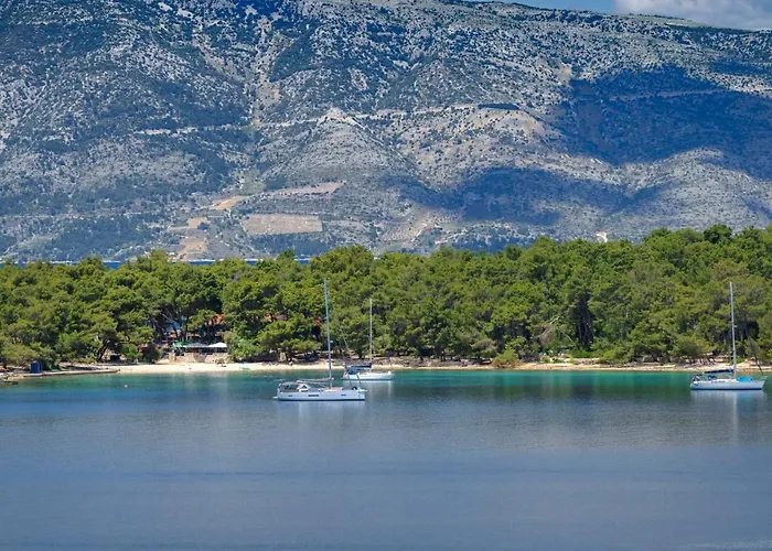 Poklepovic Jelsa (Hvar)